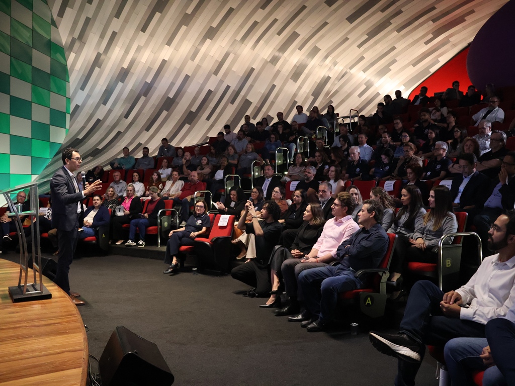 UCDB forma oito novos mestres em Desenvolvimento Local e renova parceria para capacitar servidores estaduais