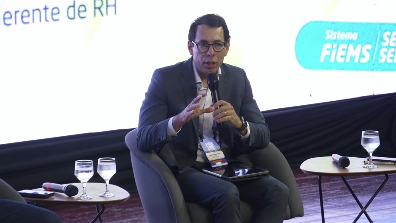 Pró-Reitor da UCDB ministra palestra em encontro internacional de educação