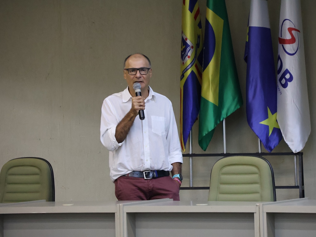 Seminário interdisciplinar da UCDB debate integração entre ensino, pesquisa e extensão