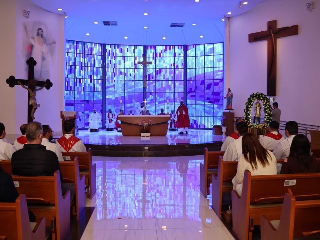 Missa dá início a celebração do Jubileu dos Universitários