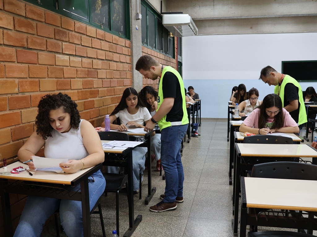 UCDB realiza provas presenciais do Vestibular 2026; resultado deve ser publicado até quinta-feira