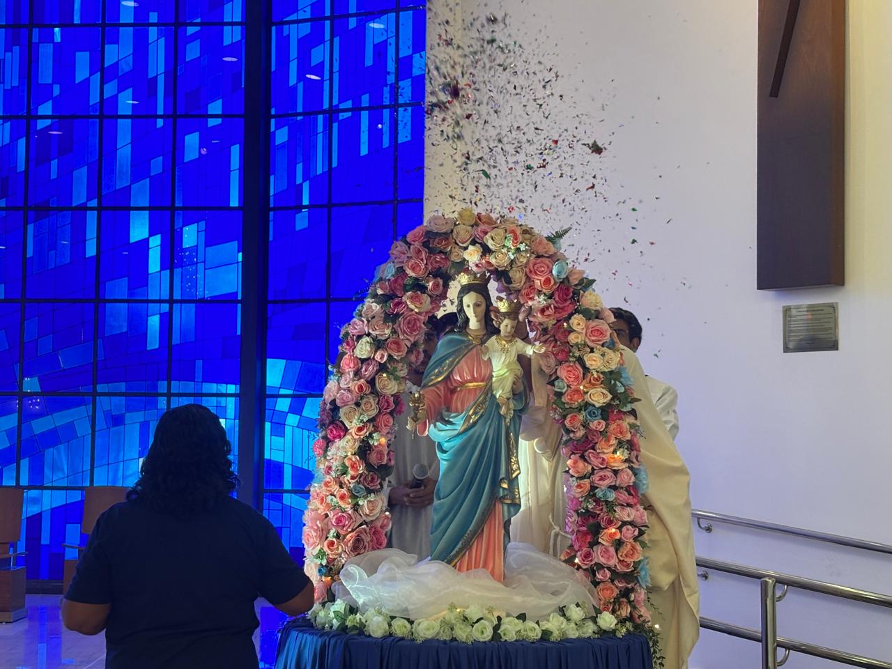 Colaboradores da UCDB participam de missa em homenagem a Nossa Senhora Auxiliadora